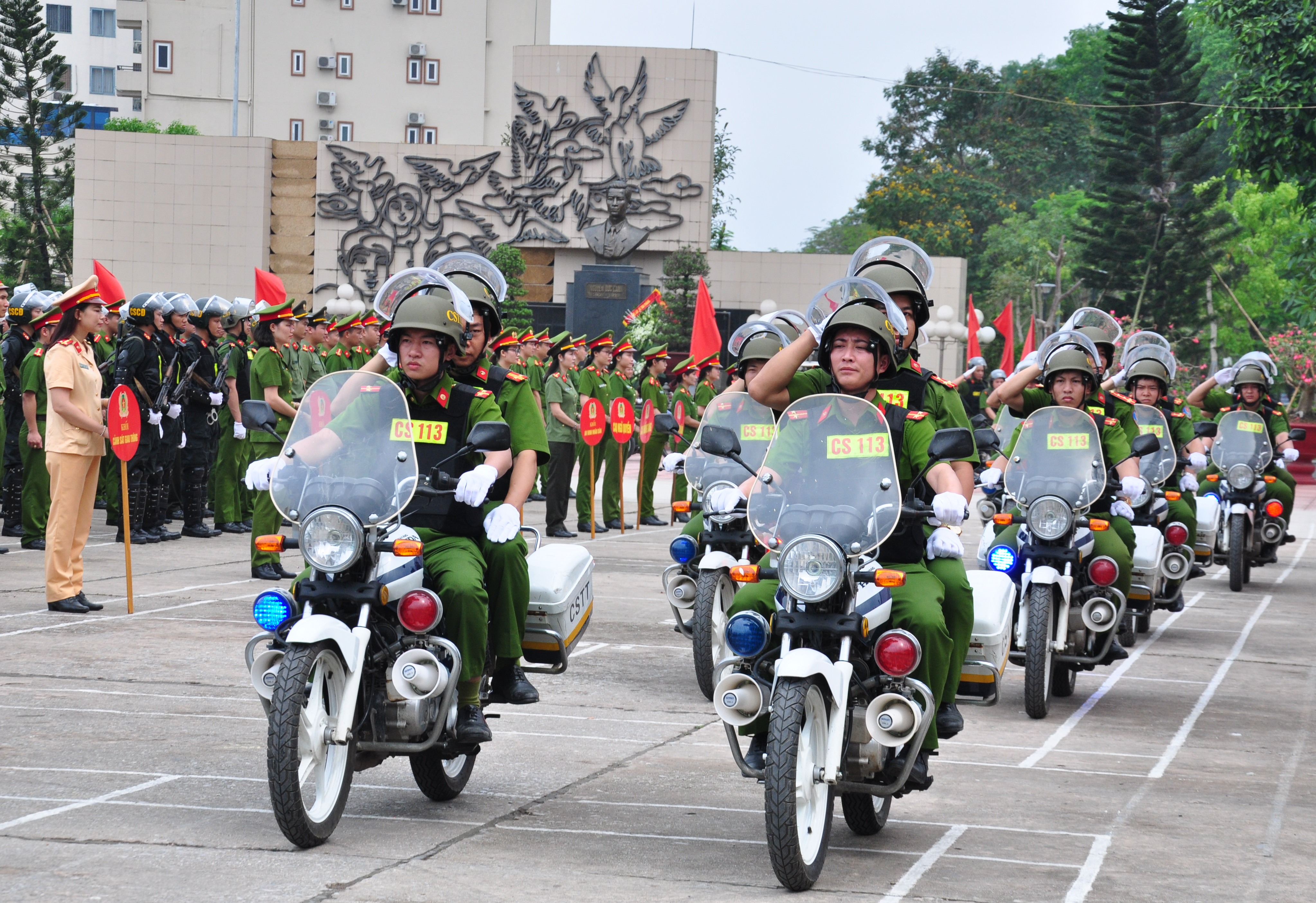Cảnh sát 113: Tiếp nhận, xử lý 74 tin báo về an ninh trật tự